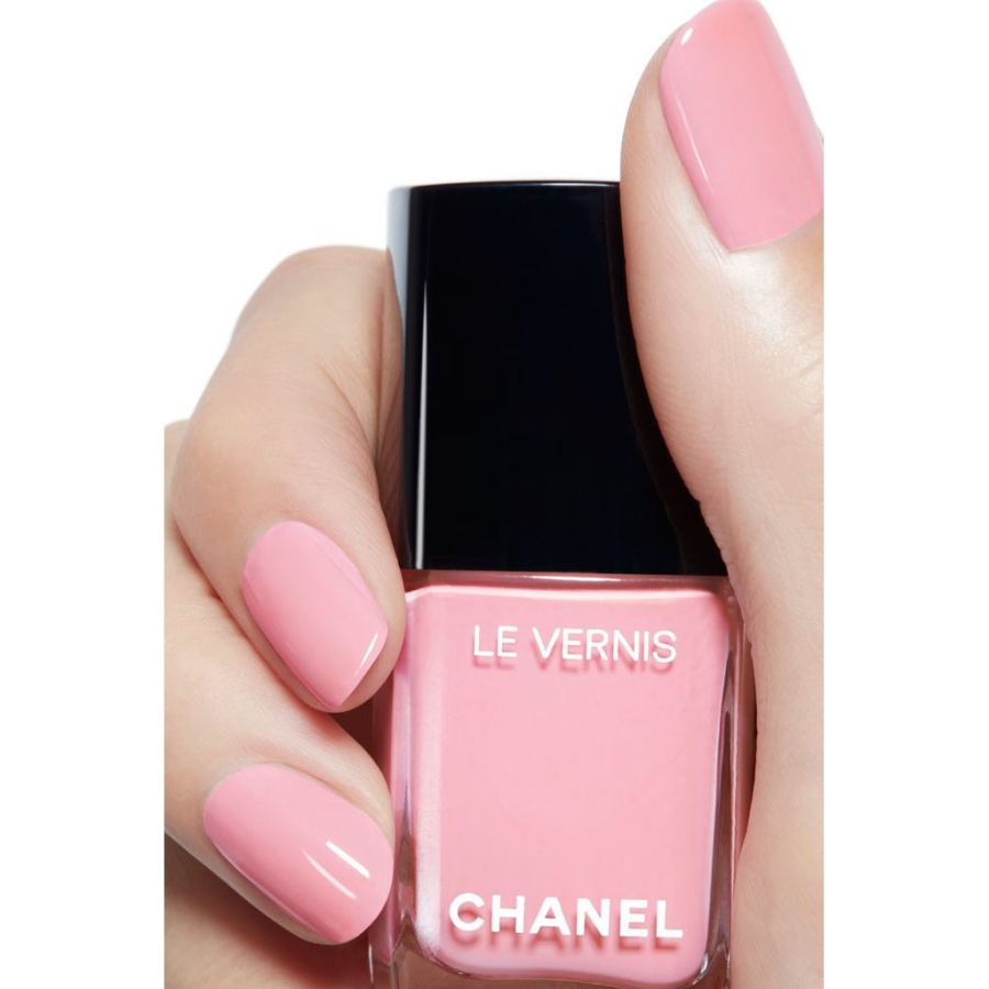 Chanel Le Vernis Longwear Nail Colour for High-Shine Finish 13ml