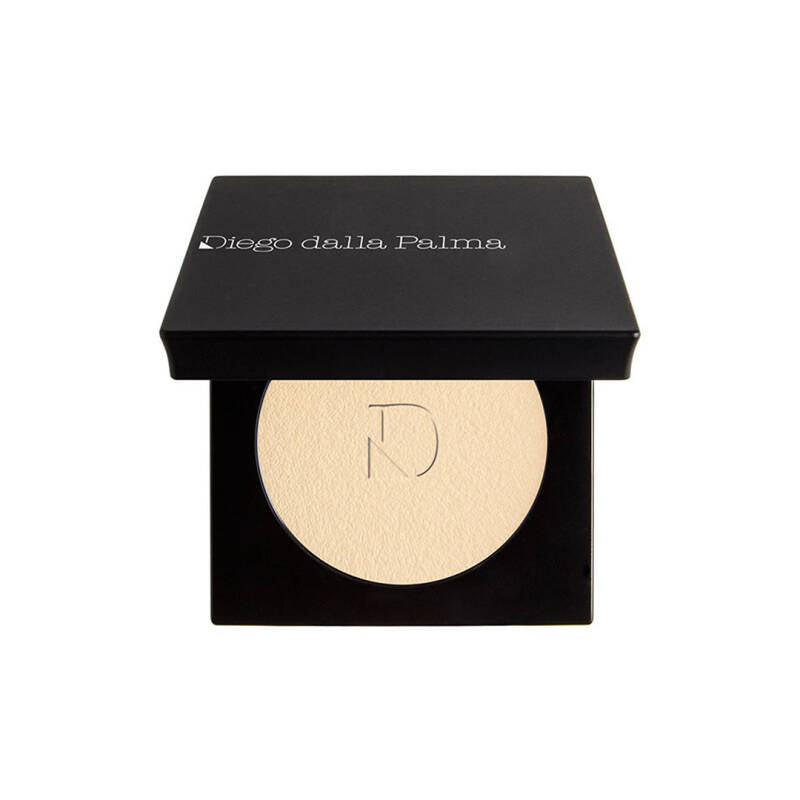 Diego Dalla Palma Matte Eyeshadow in 152 Ivory 1.5g