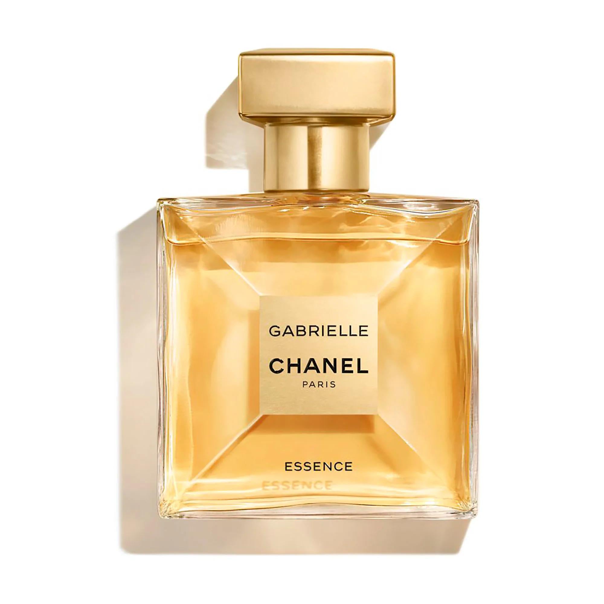 Gabrielle Chanel Essence: Voluptuous Floral Eau de Parfum - Jasmine, Ylang-Ylang, Orange Blossom, & Tuberose - Luxury Women's Fragrance Gabrielle Chanel Essence: Floral Eau de Parfum - Luxury Women's Scent Gabrielle Chanel Essence, Eau de Parfum, Floral fragrance, Jasmine perfume, Ylang-Ylang scent, Orange Blossom perfume, Tuberose fragrance, Women's perfume, Luxury perfume, Classic floral scent, floral perfume, women's fragrance, perfume for women, luxury fragrance, jasmine, ylang-ylang, orange blossom, tu