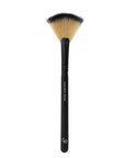 Golden Rose Fan Brush for Flawless Highlighting 1 Pc