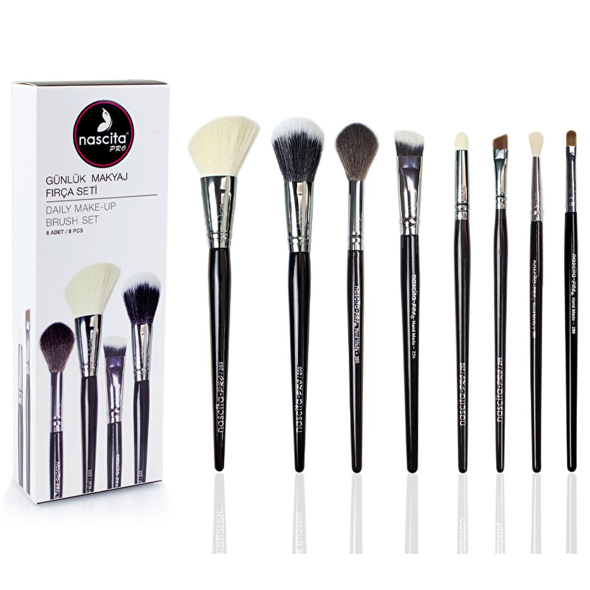Nascita Pro 8'li Makyaj Fırça Seti - Profesyonel Göz Makyajı ve Dudak Uygulamaları için Hassas Fırçalar Nascita Pro 8'li Makyaj Fırça Seti - Profesyonel Makyaj Makyaj fırça seti, Göz makyajı fırçaları, Profesyonel makyaj fırçaları, Makyaj aksesuarları, Nascita Pro makyaj fırçaları, Güzellik ürünleri, Makyaj teknikleri, Kozmetik araçlar