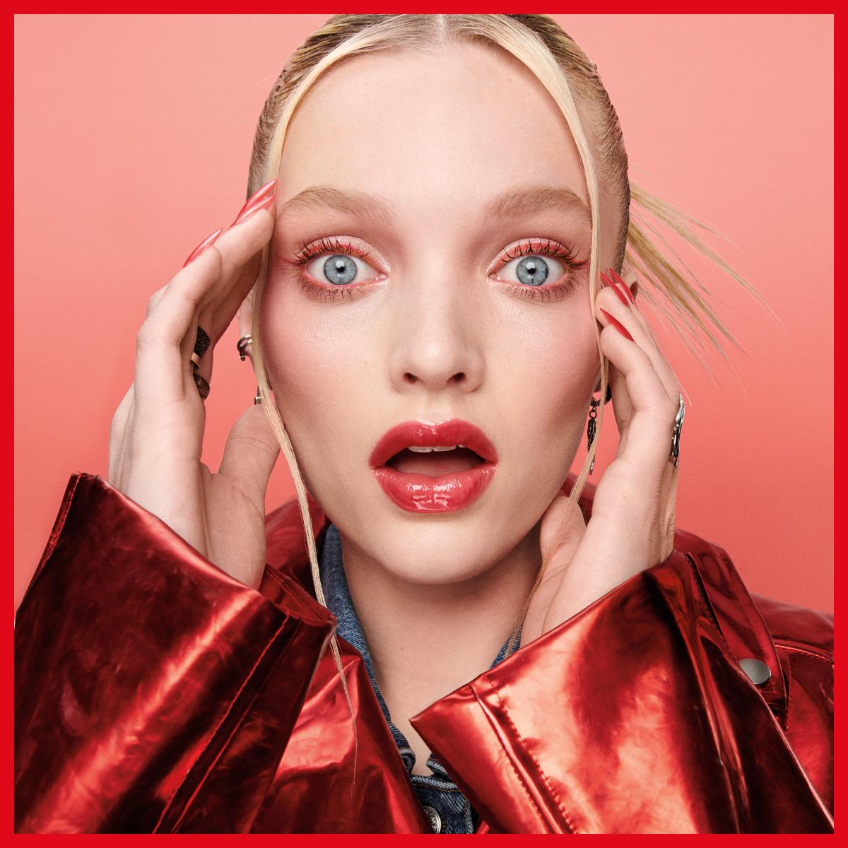 Maybelline New York Lifter Plump Lip Gloss - Blush Blaze, Non-Sticky, Long-Lasting Lip Care Maybelline Lifter Plump Lip Gloss - Instant Plumping Effect Lip Plumping Gloss, Maybelline New York Lifter Plump, Blush Blaze Lip Gloss, Non-sticky Lip Gloss, Long-lasting Lip Care, Lip Care Products, Cosmetic Lip Care, Chili Pepper Extract, Instant Plumping Effect, Smooth Finish, Easy Application, Lip Gloss for Women, Beauty Essentials, Makeup Products