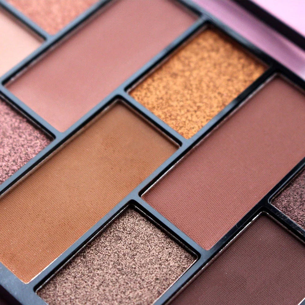 Technic Exposed Eyeshadow Palette 16 Versatile Shades