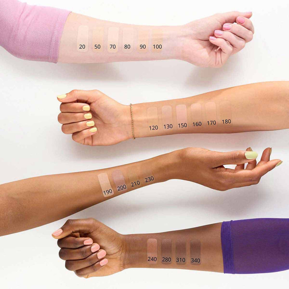 Essence Blur Hydrating Concealer Smooth Finish 130