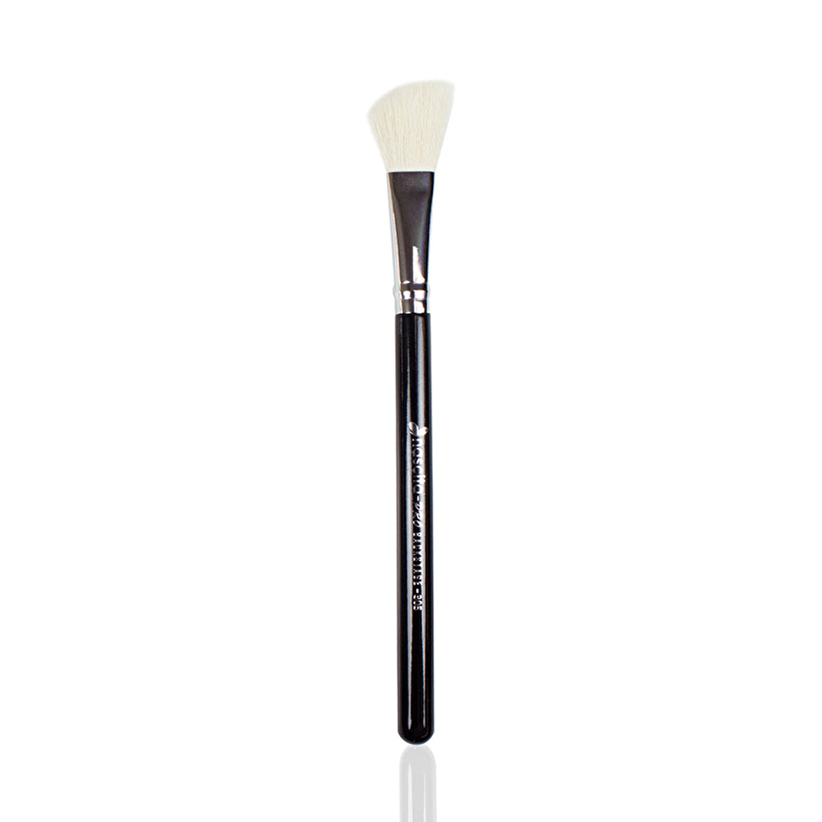 Nascita Angular Blush and Highlighter Brush 305 - Precision Design