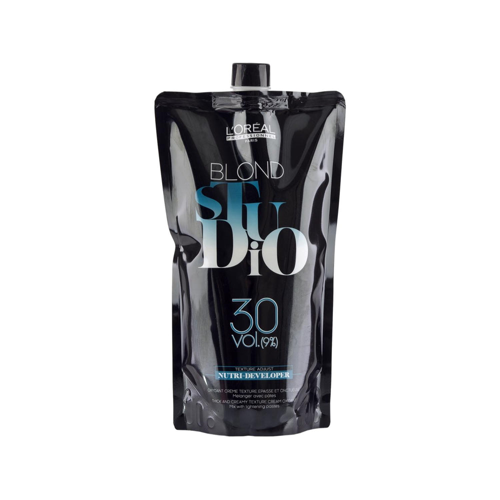 Loreal Professionnel Paris Blond Studio Oksidan %9 30 Vol. Hair Developer - 1000 ml for Professional Hair Bleaching and Coloring Loreal Professionnel Paris Blond Studio Oksidan %9 30 Vol. Developer Loreal Professionnel Paris, Blond Studio Oksidan, Hair developer, 30 Vol developer, Hair bleaching product, Professional hair care, Hair coloring solution, Salon quality, Bulk hair care product, Professional hairstylist supplies