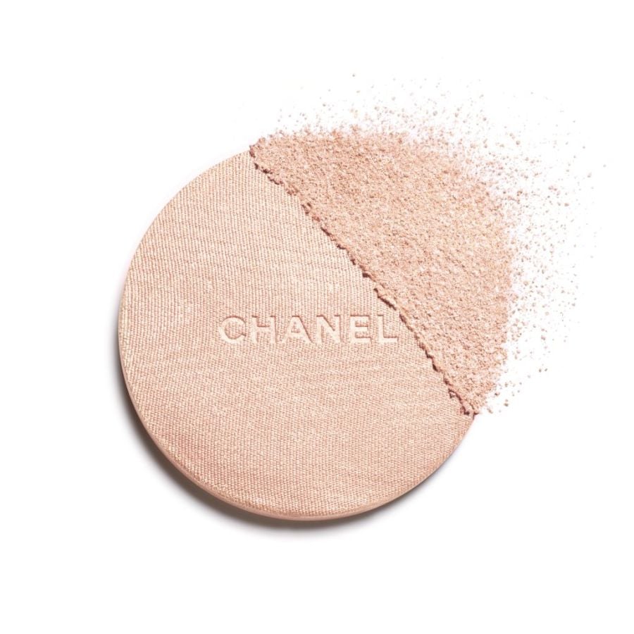 Chanel Poudre Lumière Highlighting Powder for Radiant Glow 8.5g