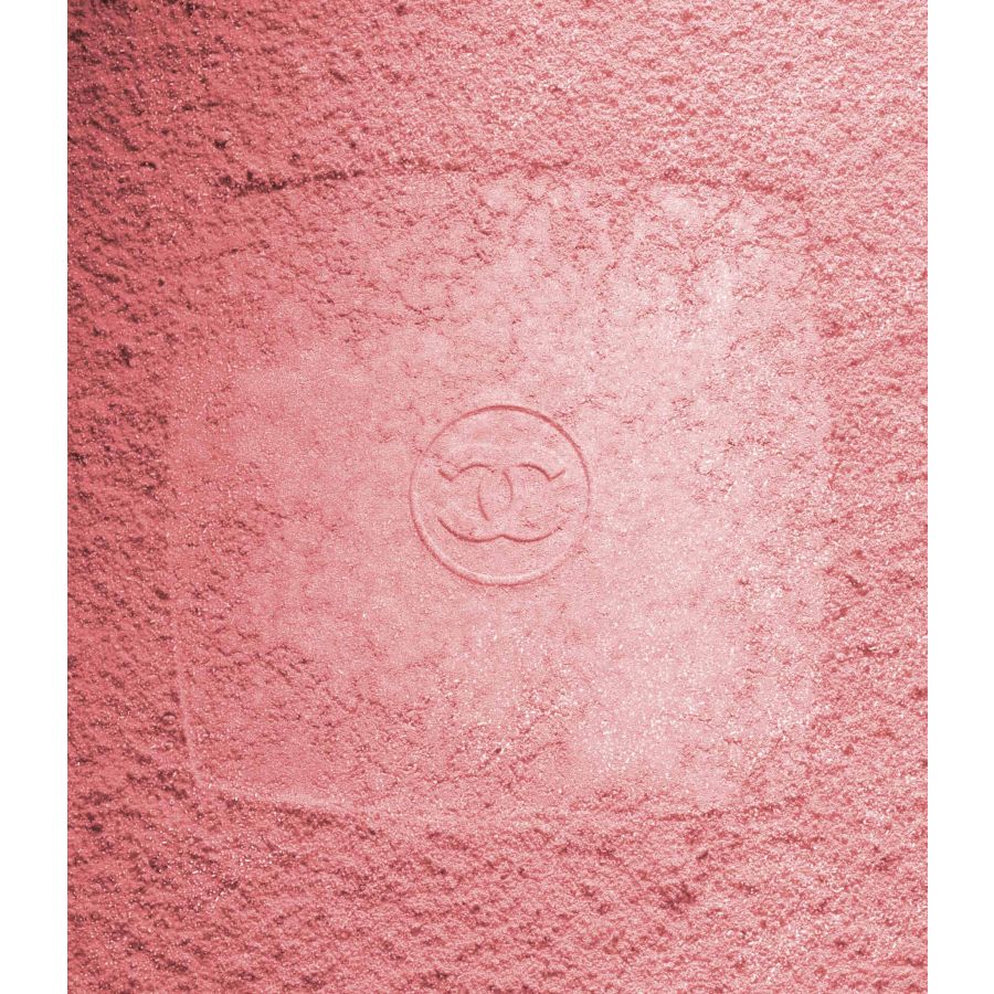 Chanel Joues Contraste Powder Blush for Radiant Cheeks