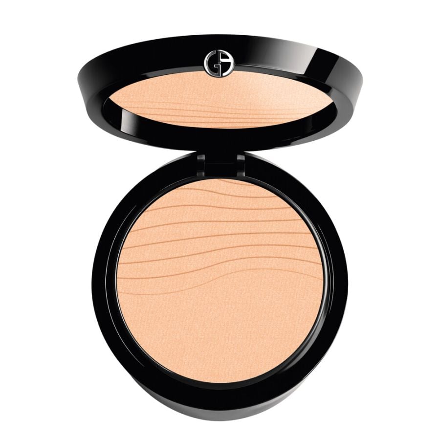 Giorgio Armani Luminous Silk Glow Fusion Powder 3