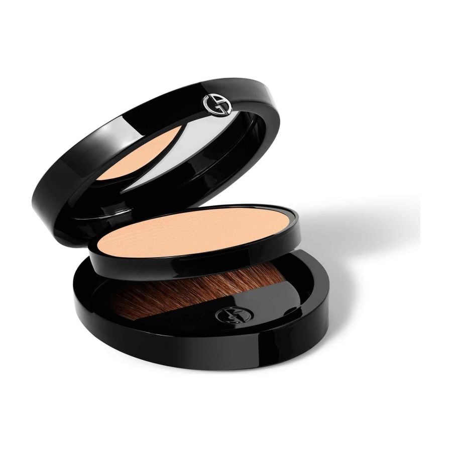 Giorgio Armani Luminous Silk Glow Fusion Powder 3