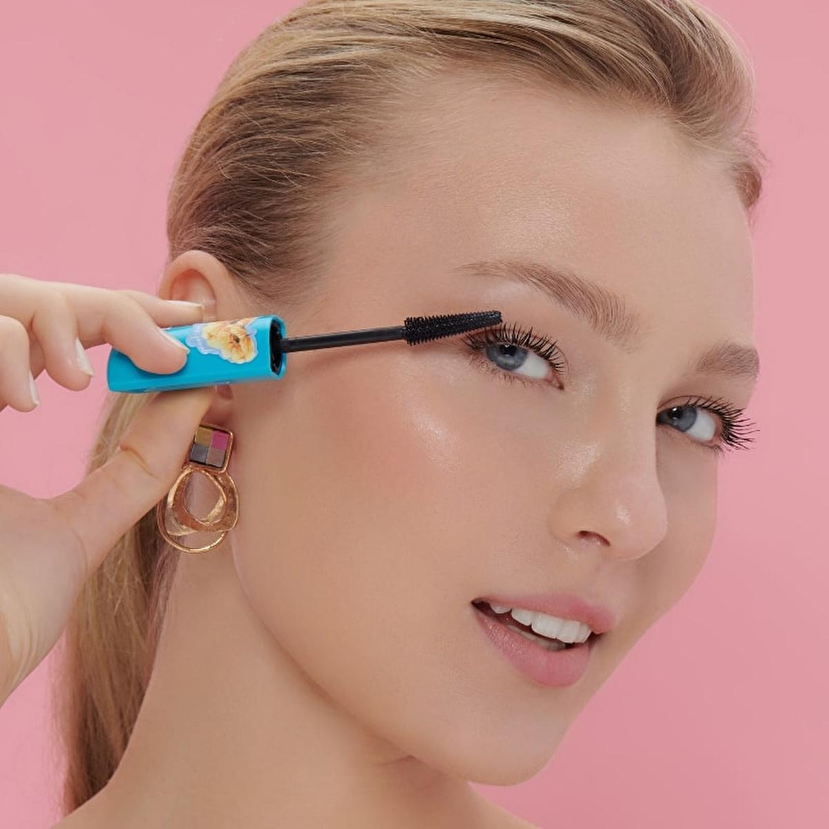 Show by Pastel 24H Long Lasting Volume Mascara - Waterproof, Cruelty-Free & Vegan - Secret Garden Show by Pastel 24H Long Lasting Volume Mascara - Waterproof & Vegan long lasting mascara, volume mascara, water-resistant mascara, cruelty-free cosmetics, vegan beauty products, Secret Garden collection, Show by Pastel, 24H volume, silicone brush mascara, nourishing lash care, ethical beauty products, sensitive eye makeup, all-day wear mascara, volumizing mascara, lengthening mascara