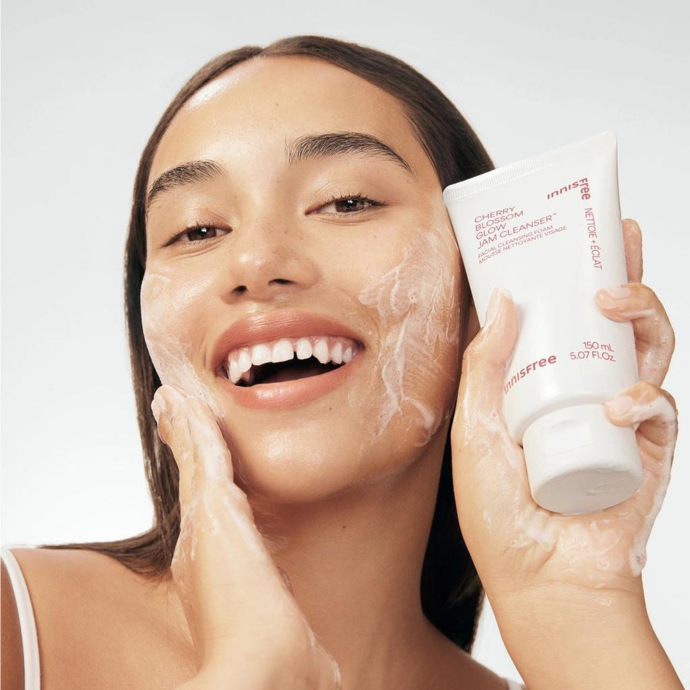 Innisfree Cherry Blossom Face Cleansing Gel for Radiance 150 ml