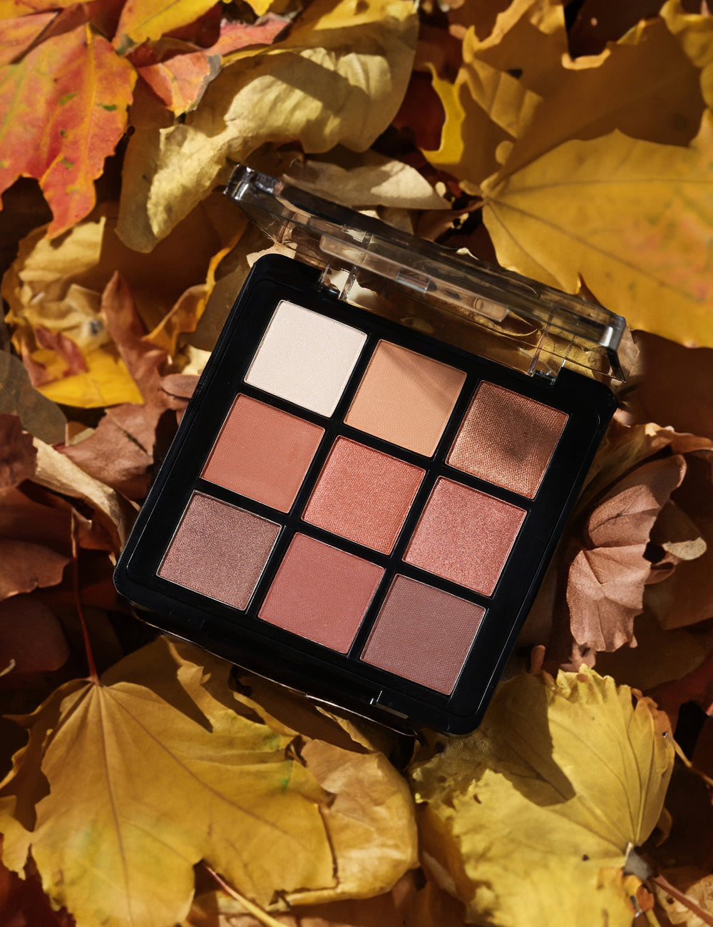 Flormar 9-Color Eyeshadow Palette Matte & Shimmer 9g