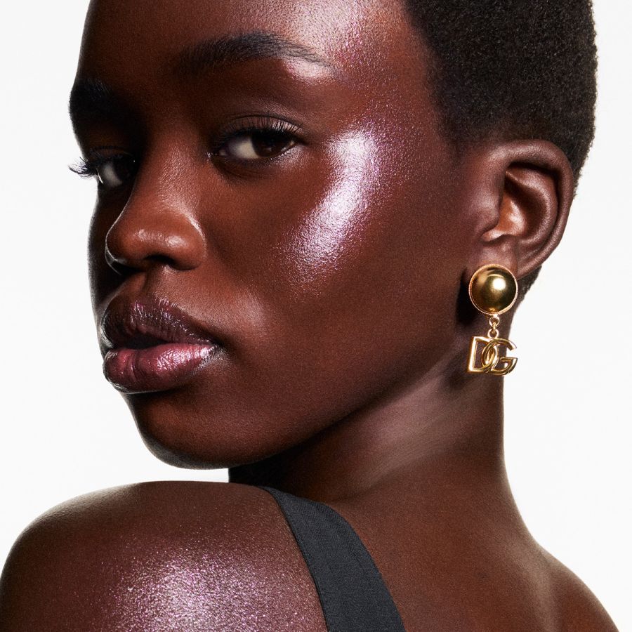Dolce & Gabbana Glazelighter Glowpalescent Highlighter
