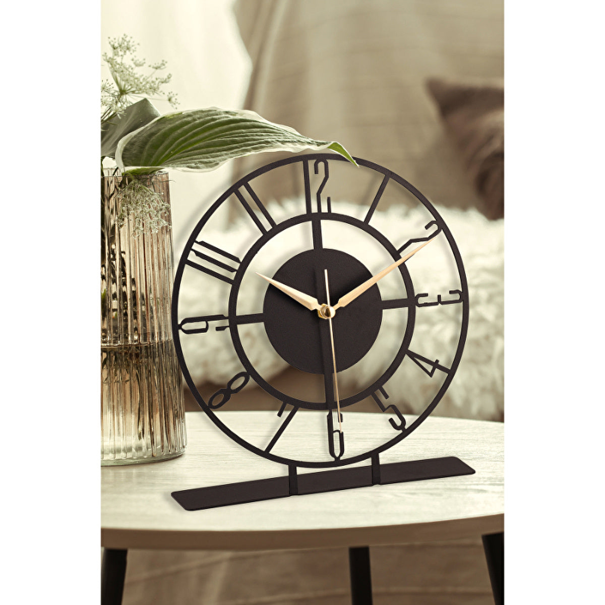 Metal Black Table Clock 25x23cm - Silent Movement | Muyika