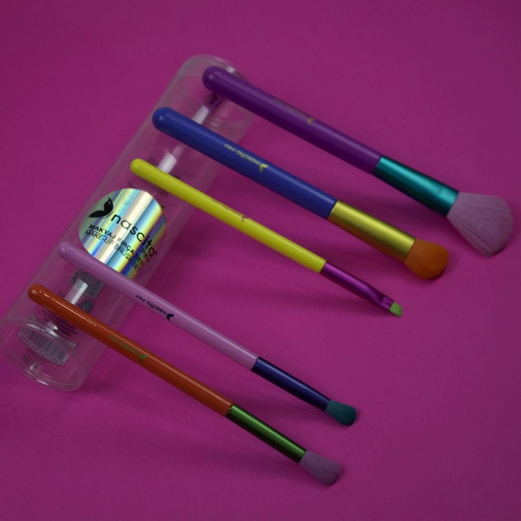 Nascita 5-Piece Makeup Brush Set S141 for Daily Looks