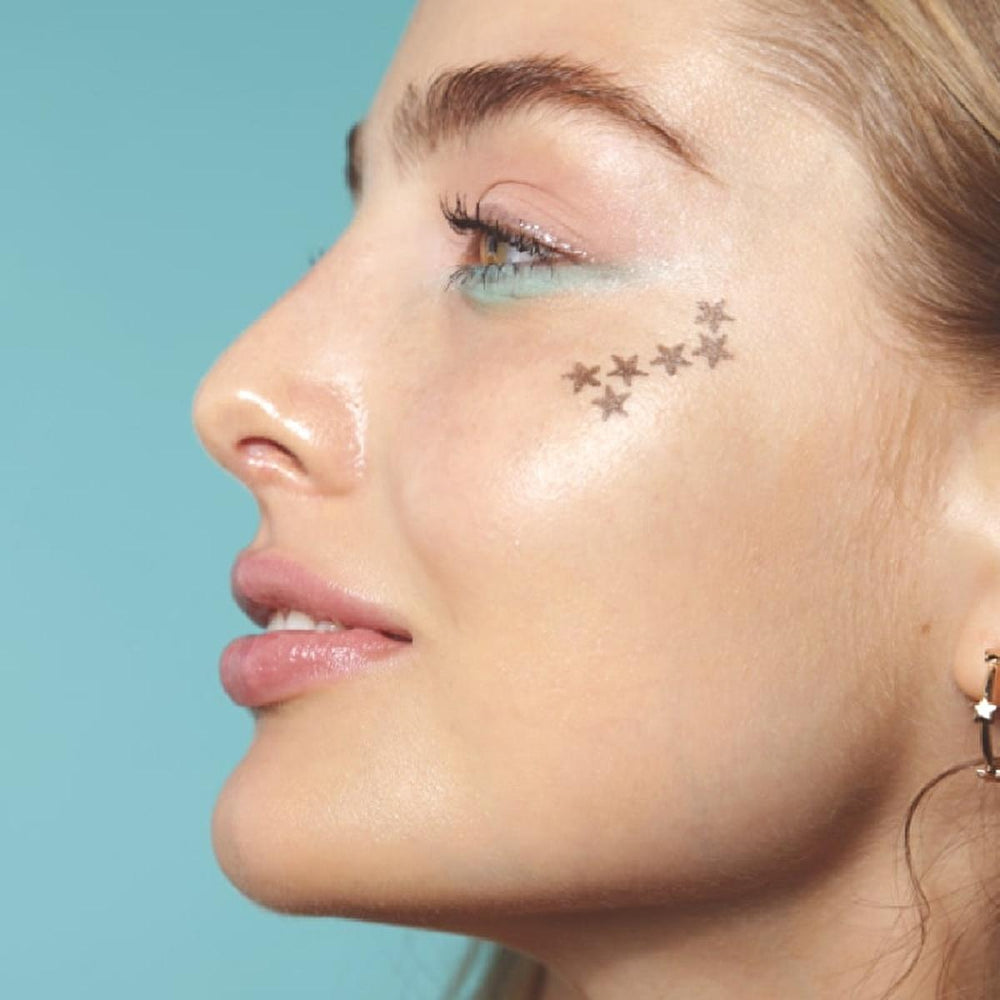 Cult Yıldız Soda Stamp Marker Eyeliner 001 Black - Waterproof, Long-Lasting Makeup for Creative Looks - Eyeliner