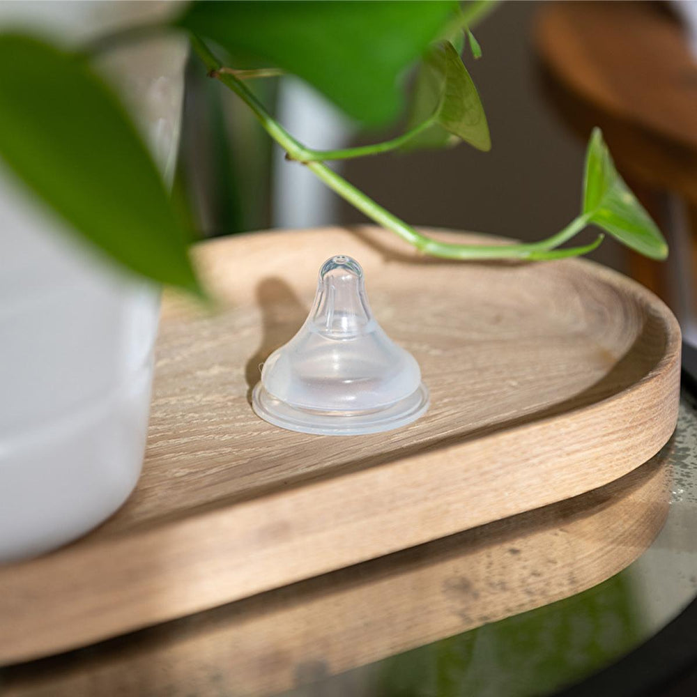 Lansinoh NaturalWave Baby Bottle Nipple - Medium Flow, Anti-Colic, BPA Free - view 5