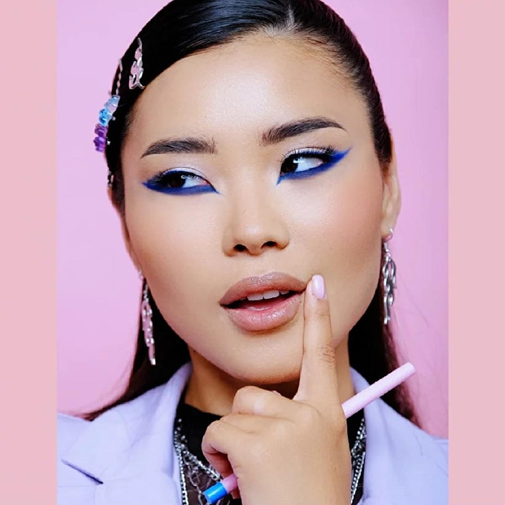 Soda Eyeliner Pencil - Waterproof, Long-Lasting Eye Makeup with Built-in Sharpener - Black Heart - Eyeliner