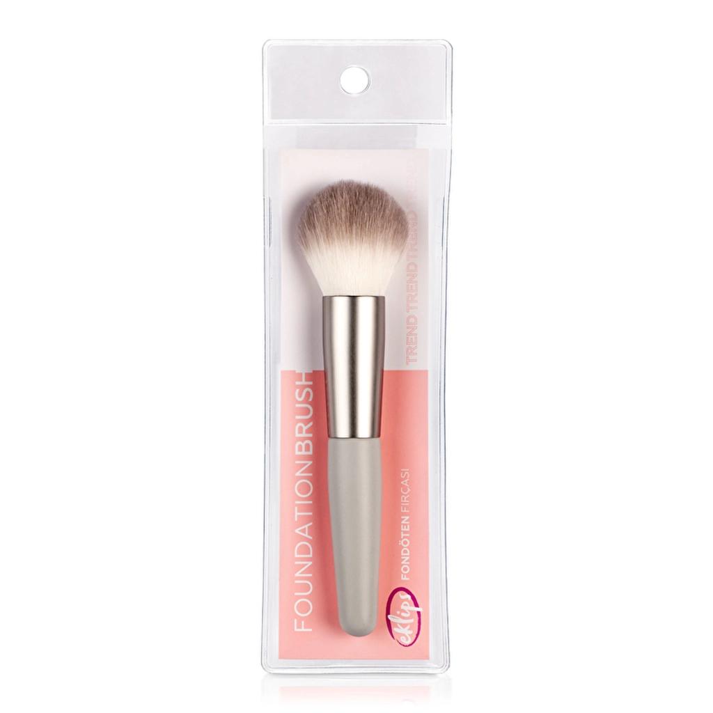 Eklips Foundation Brush for Smooth Makeup Application