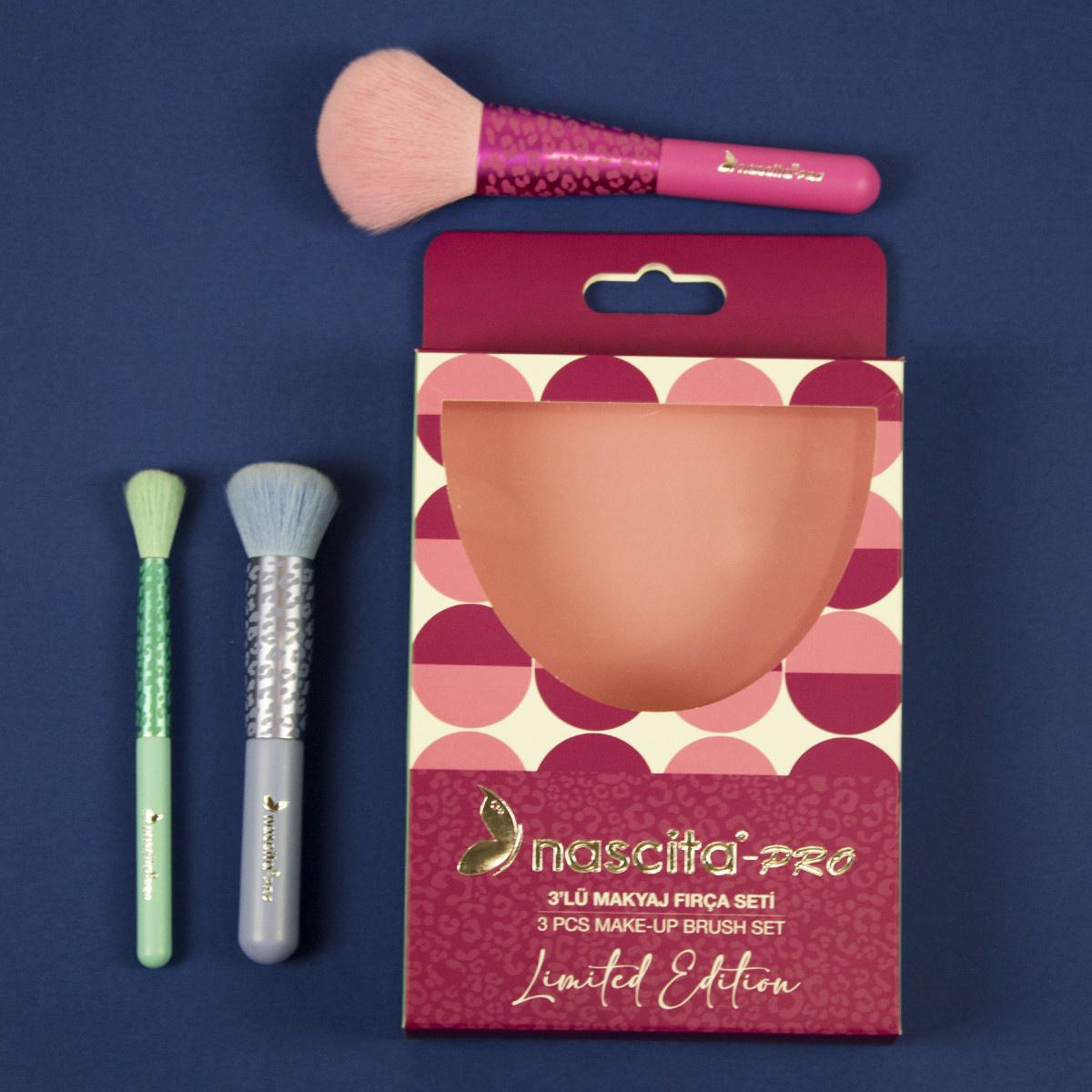 Nascita Professional 3-Piece Makeup Brush Set - Soft Natural-Synthetic Bristles for Flawless Application Nascita 3-Piece Makeup Brush Set for Flawless Makeup makeup brush set, Nascita makeup brushes, 3-piece makeup brush, professional makeup brushes, colorful makeup brushes, makeup tools, beauty essentials, cosmetic brushes, gift for makeup lovers, professional beauty products
