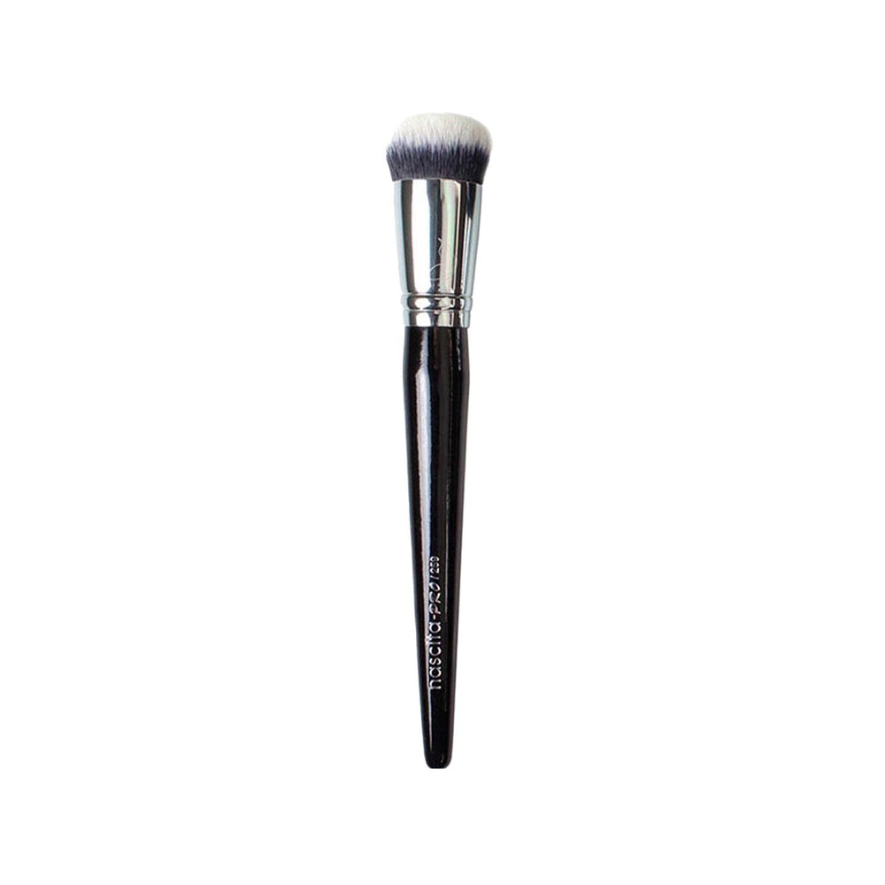 Nascita Pro Duo Oval Fibre Powder Makeup Brush 0259 - Precise, Smooth Application for Flawless Finish Nascita Pro Duo Oval Fibre Makeup Brush - Precise Powder Application Makeup Brush, Powder Brush, Nascita Pro, Oval Fibre Brush, Duo Makeup Brush, Makeup Tools, Beauty Essentials, Cosmetic Brush, Precision Makeup, Smooth Finish, Professional Makeup, Daily Makeup Routine, Makeup Artist Tools, High-Quality Fibre Bristles