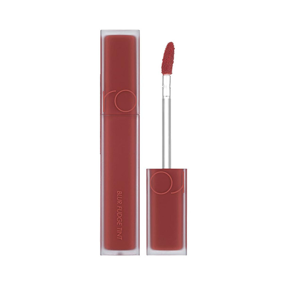 rom&nd Blur Fudge Tint Likit Mat Ruj - Long-Lasting Matte Lip Tint for Smooth, Non-Drying Lips rom&nd Blur Fudge Tint - Long-Lasting Matte Lip Color matte lip tint, long-lasting lip color, non-drying lip product, velvety lip texture, rom&nd Blur Fudge Tint, lip cosmetics, beauty products, cosmetics, makeup, lip care, long-lasting makeup, matte finish lipstick, lipstick, lip gloss, beauty essentials