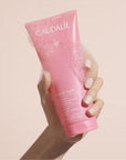 Caudalie Rose De Vigne Vegan Shower Gel - Gentle, Sulfate-Free Cleansing for All Skin Types, 6.76 fl oz Caudalie Rose De Vigne Vegan Shower Gel - Gentle & Sulfate-Free Duş Jeli, Vegan Duş Jeli, Caudalie Rose De Vigne, Gül kokulu duş jeli, Sabunsuz duş jeli, Shower Gel, Vegan Shower Gel, Rose Scented Shower Gel, Sulfate-Free Shower Gel, Gentle Cleansing, Vegan Friendly, All Skin Types, Natural Ingredients, Refreshing Shower, Caudalie, Beauty, Skincare, Personal Care