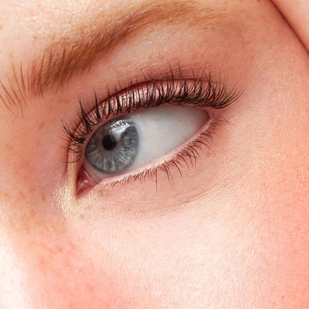 Astra First Reaction Volume Deep Black Mascara
