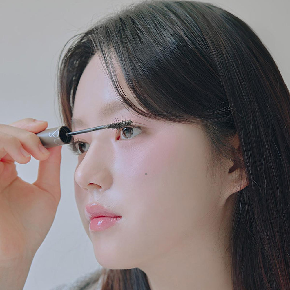 rom&nd Han All Fix Maskara V01 Volume Black - Waterproof & Volumizing Mascara for Long-Lasting Eyelashes - view 2