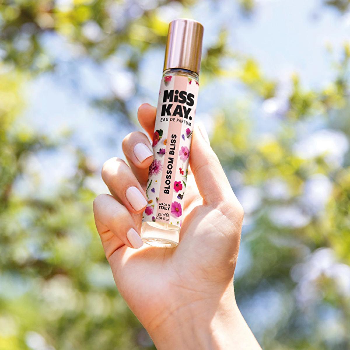 Miss Kay - Blossom Bliss EDP Women's Perfume 25ml - Floral & Fruity Fragrance Miss Kay Blossom Bliss EDP Perfume for Women Women's perfume, EDP, Floral fragrance, Fruity scent, Miss Kay Blossom Bliss, 25 ml perfume, Kadın Parfüm, Spring fragrance, Fresh scent, Floral perfume, Fruity perfume, Perfume for women, Daily wear perfume, Long-lasting fragrance
