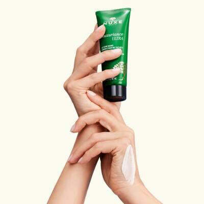 Nuxe Nuxuriance Ultra Dark Spot Correcting Hand Cream: Rejuvenate & Even Skin Tone - Anti-Aging, Hyperpigmentation Treatment, 2.54 fl oz Nuxe Dark Spot Hand Cream: Anti-Aging & Skin Tone Correction dark spot correcting hand cream, anti-aging hand cream, Nuxe hand cream, Nuxuriance Ultra, hyperpigmentation hand treatment, age spot hand cream, rejuvenating hand cream, hand cream, dark spot remover, anti-aging, hyperpigmentation, age spots, hand care, skincare, beauty, moisturizing, hydrating, Nuxe, Nuxuriance