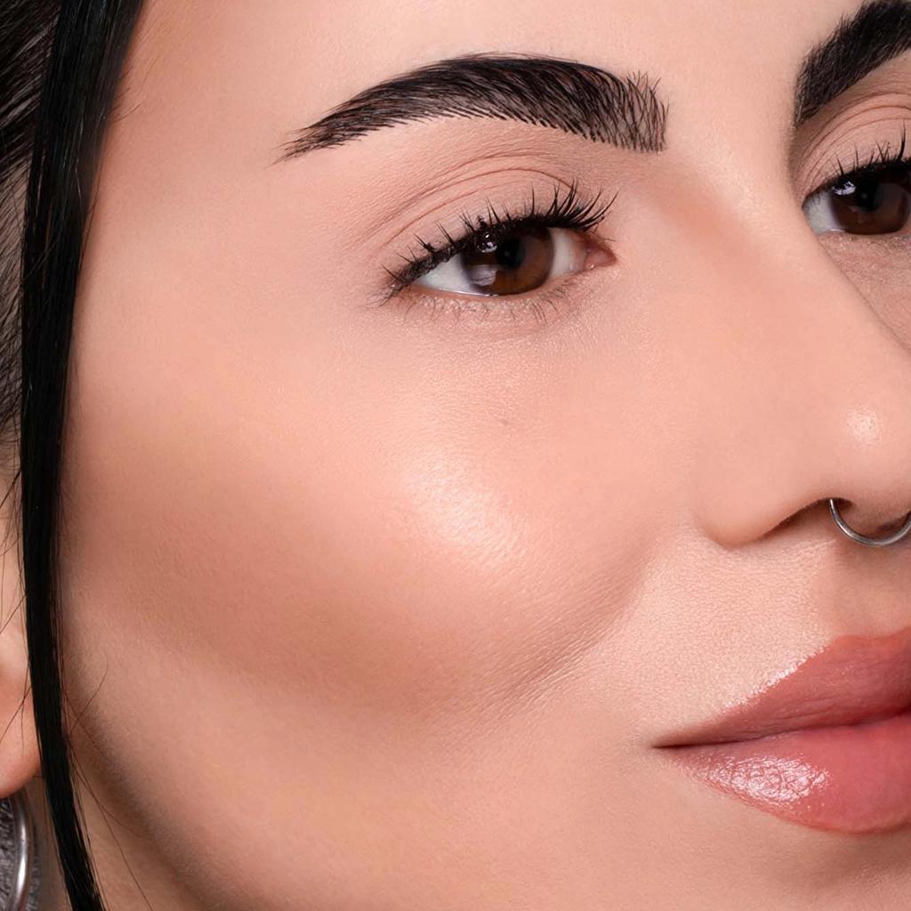 Astra Cream Contour Stick in Light for Face Sculpting