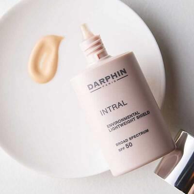 Darphin Intral Environmental Lightweight Shield SPF50 30ml - Sensitive Skin Moisturizer with Mineral Sun Protection Darphin Intral SPF50 Moisturizer - Mineral Sun Protection Sensitive skin moisturizer, SPF 50 sunscreen, Lightweight facial cream, Darphin Intral, Mineral sun protection, Sensitive skin care, Daily moisturizer, Broad-spectrum sun protection, Hydrating cream, Non-irritating formula, Natural ingredients, Skin barrier repair