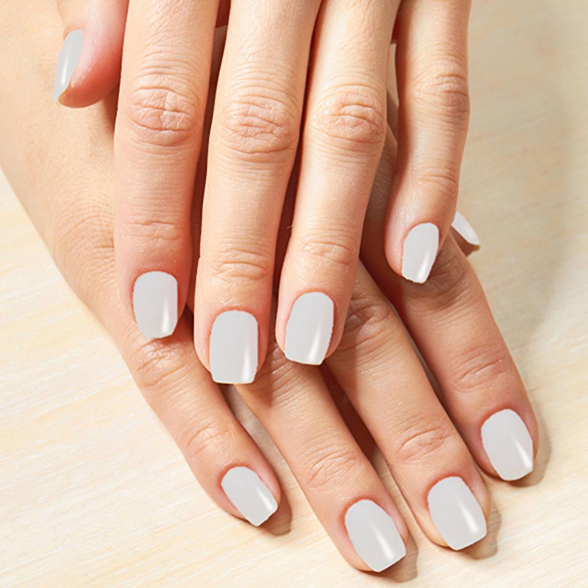 Flormar Nail Enamel - Vibrant, Long-Lasting Nail Color with Nail Care Benefits Flormar Nail Enamel - Vibrant & Long-Lasting nail enamel, nail polish, Flormar, intense pigment nail color, long-lasting nail polish, nail care polish, beauty, cosmetics, nail care, vibrant nail color, long-lasting wear, magnesium, calcium, sulfur, nail health