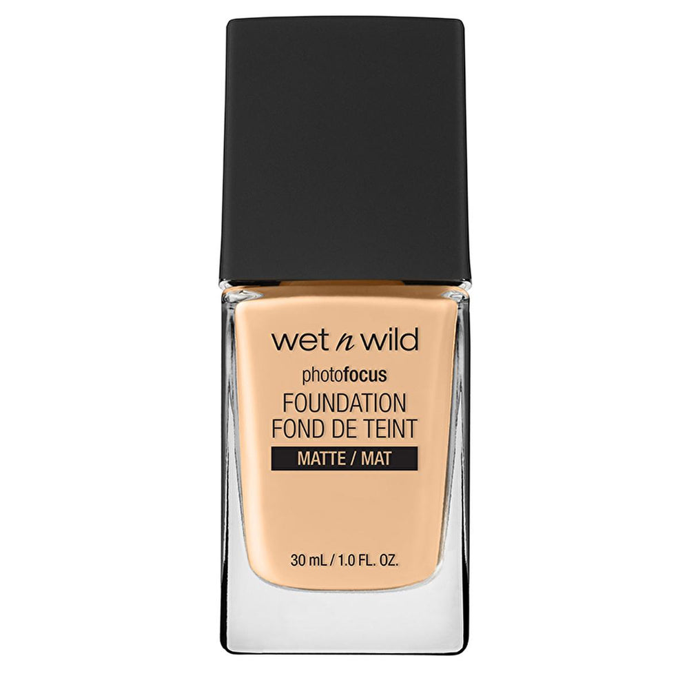 Wet n Wild Photo Focus Foundation Soft Beige - Matte Finish, High Coverage Liquid Foundation for Flawless Makeup - Foundation