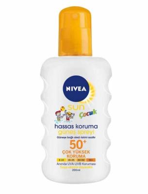 nivea sun kids sunscreen spf 50+ bottle, application of nivea sun kids sunscreen Nivea Sun Kids Sunscreen - High Protection SPF 50+ | 200 ml Nivea Sun Kids Sunscreen SPF 50+ | 200 ml nivea, sunscreen, spf-50, kids-sunscreen, water-resistant, sensitive-skin, summer-care, outdoor-activities, child-safety, ai-generated