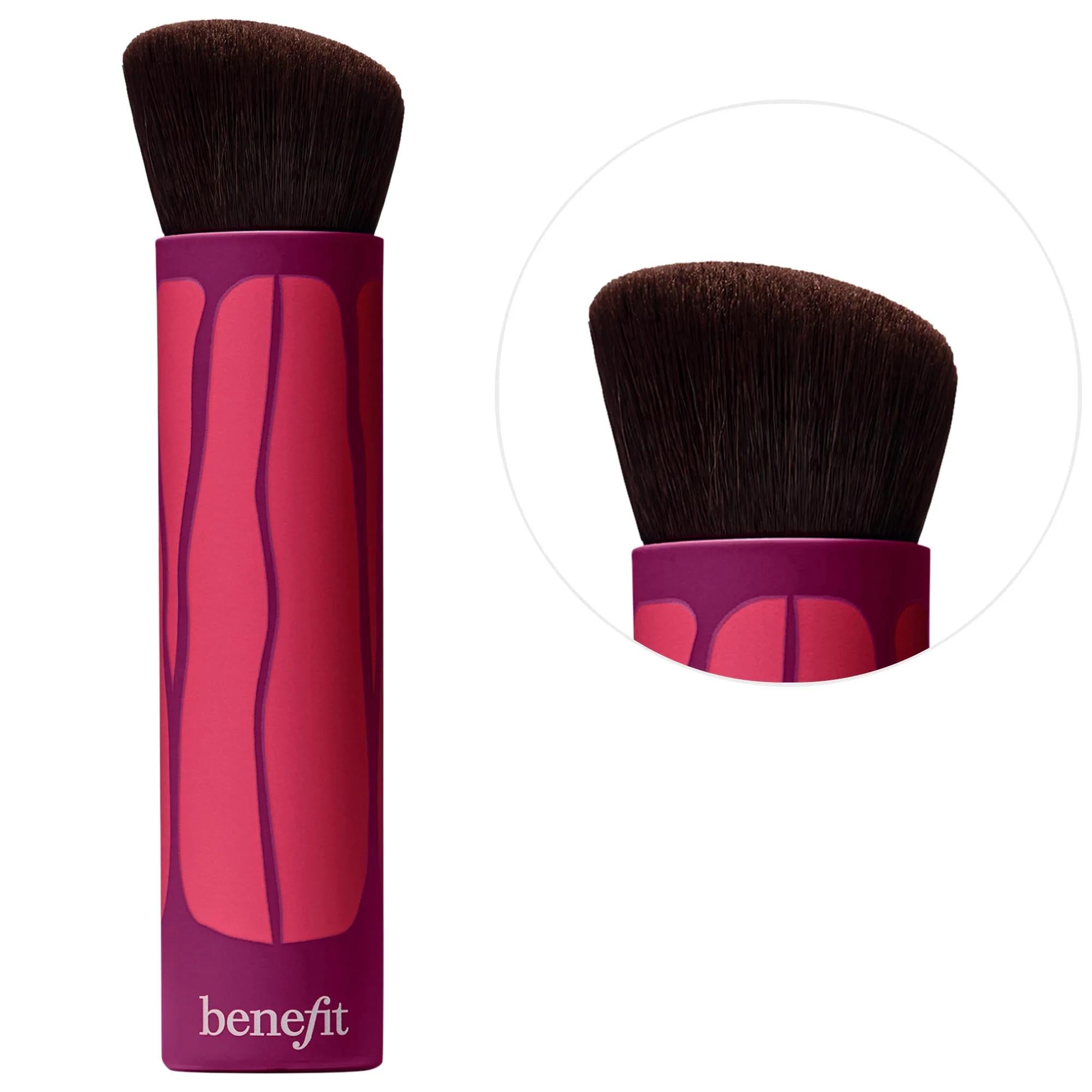 Benefit Cosmetics Hoola WaveMaker Bronzer Brush - Angled Dome Shape for Seamless, Buildable Coverage - Achieve a Natural, Sun-Kissed Glow Benefit Hoola Bronzer Brush: Natural, Sun-Kissed Glow bronzer brush, cream bronzer brush, angled bronzer brush, synthetic bronzer brush, makeup brush, bronzing brush, contour brush, buildable bronzer brush, bronzer, cream bronzer, angled brush, synthetic brush, makeup applicator, face brush, contouring brush, blending brush, makeup tools, cosmetics, beauty, sun-kissed glo