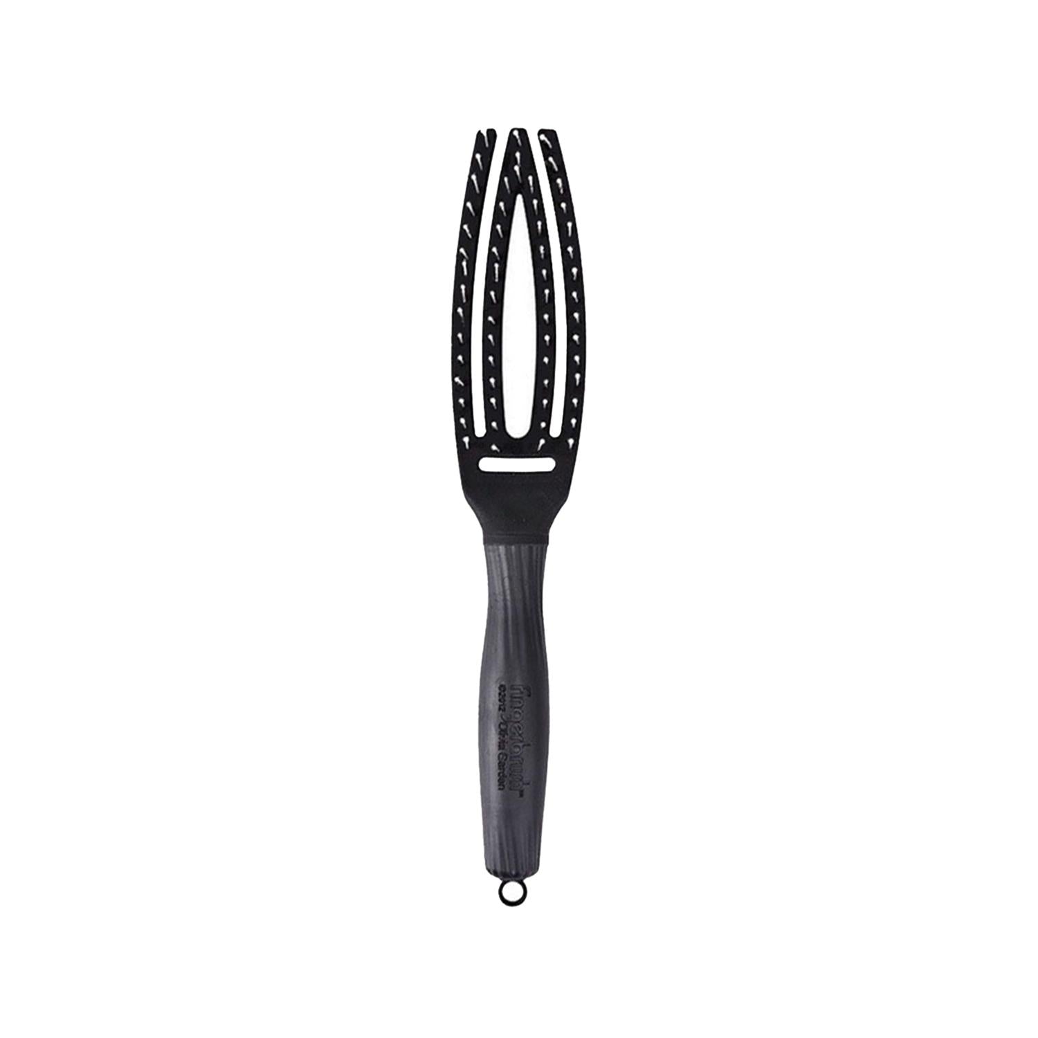 Olivia Garden Fingerbrush Small Fırça - Gentle Oral Care for Infants & Sensitive Teeth Olivia Garden Fingerbrush - Gentle Oral Care Fingerbrush, Oral care for infants, Gentle toothbrush, Soft bristle toothbrush, Portable toothbrush, Infant oral care, Toddler oral care, Sensitive teeth care, Gentle oral care, Portable oral hygiene