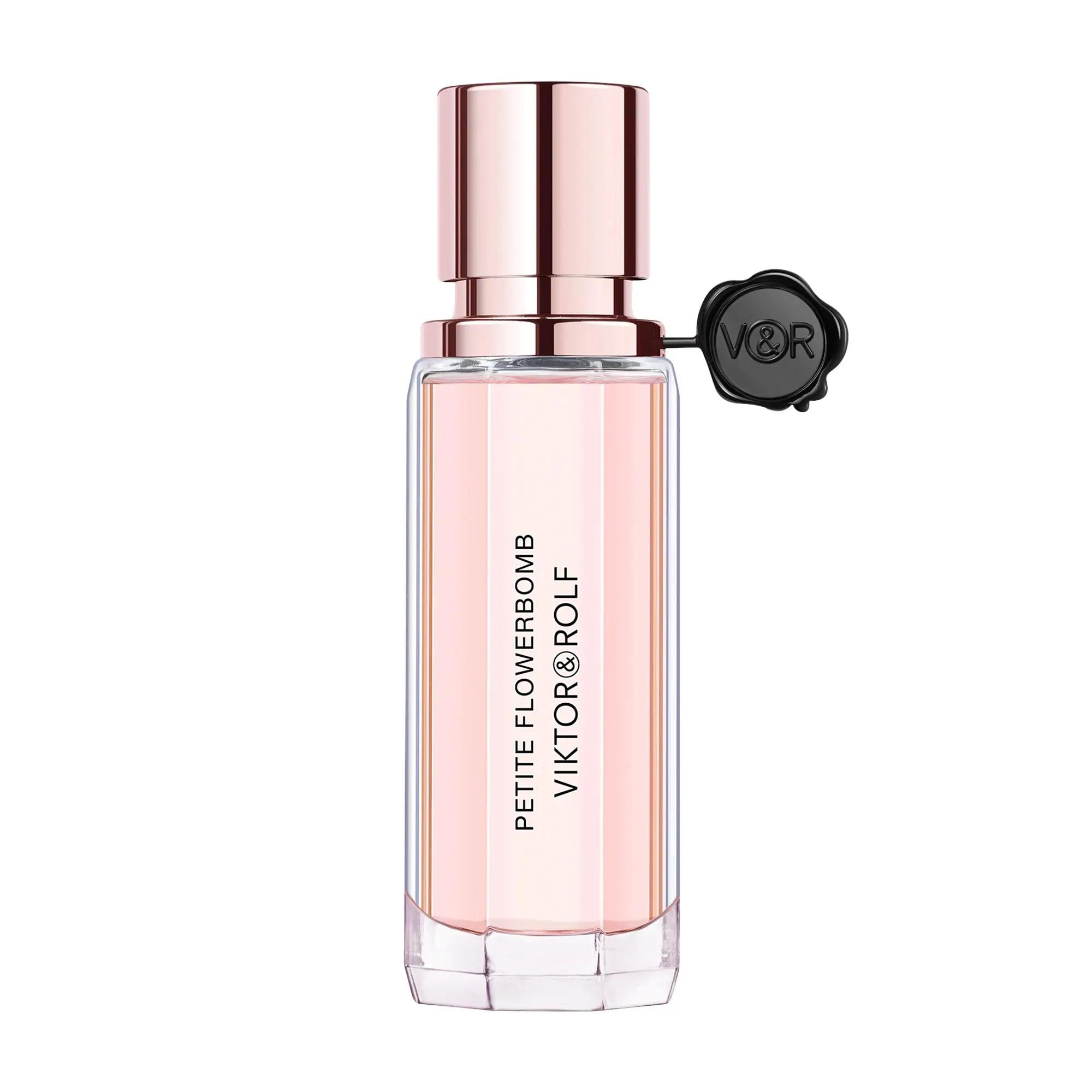 Viktor & Rolf Flowerbomb Eau de Parfum for Women - Luxurious Vanilla & Jasmine Fragrance Flowerbomb Eau de Parfum - Luxurious Women's Fragrance Women's perfume, Floral fragrance, Luxury perfume, Vanilla and jasmine scent, Eau de Parfum for women, Gift for her, Special occasion fragrance, Elegant perfume, Sophisticated scent, Floral scent, Warm floral fragrance, Perfume for women, Luxury fragrance, Fragrance for special occasions