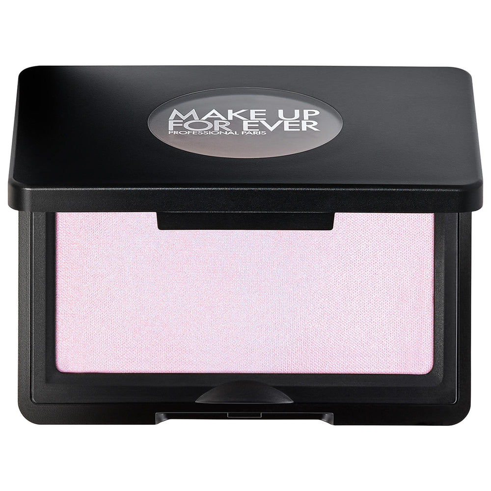 Artist Longwear Skin-fusing Powder Highlighter for Natural Glow - Chemical-Free Makeup Artist Longwear Powder Highlighter - Natural Glow Makeup powder highlighter, longwear highlighter, skin-fusing highlighter, natural glow makeup, chemical-free makeup, makeup for sensitive skin, long-lasting makeup, buildable highlighter, cruelty-free cosmetics, paraben-free, sulfate-free, formaldehyde-free, natural finish highlighter, radiant glow, lit-from-within glow, everyday makeup, special occasion makeup