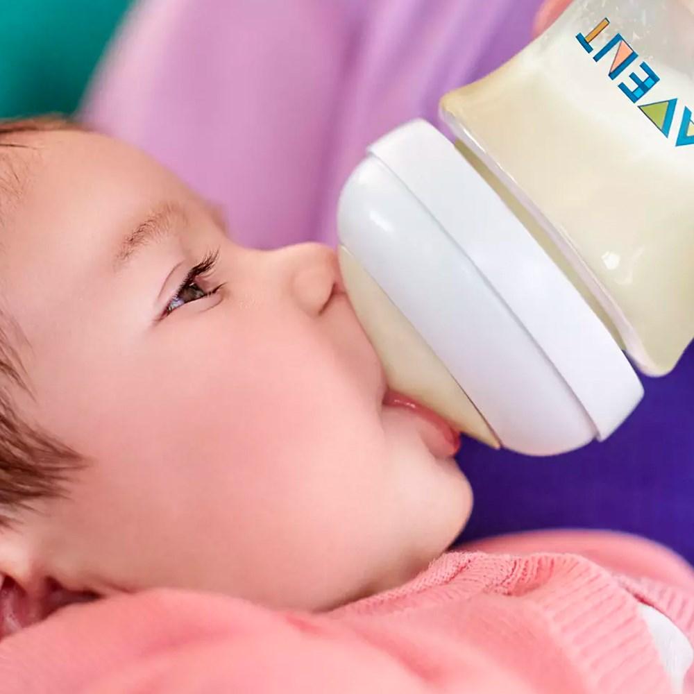 Philips Avent Natural Baby Bottle, 8.8 fl oz - BPA-Free, Anti-Colic, Ergonomic Design Philips Avent Natural Baby Bottle - BPA-Free & Anti-Colic Philips Avent Natural Baby Bottle, BPA-free baby bottle, Anti-colic baby bottle, Natural feeding baby bottle, Ergonomic baby bottle design, Baby feeding solutions, Comfortable baby bottles, Easy to clean baby bottles