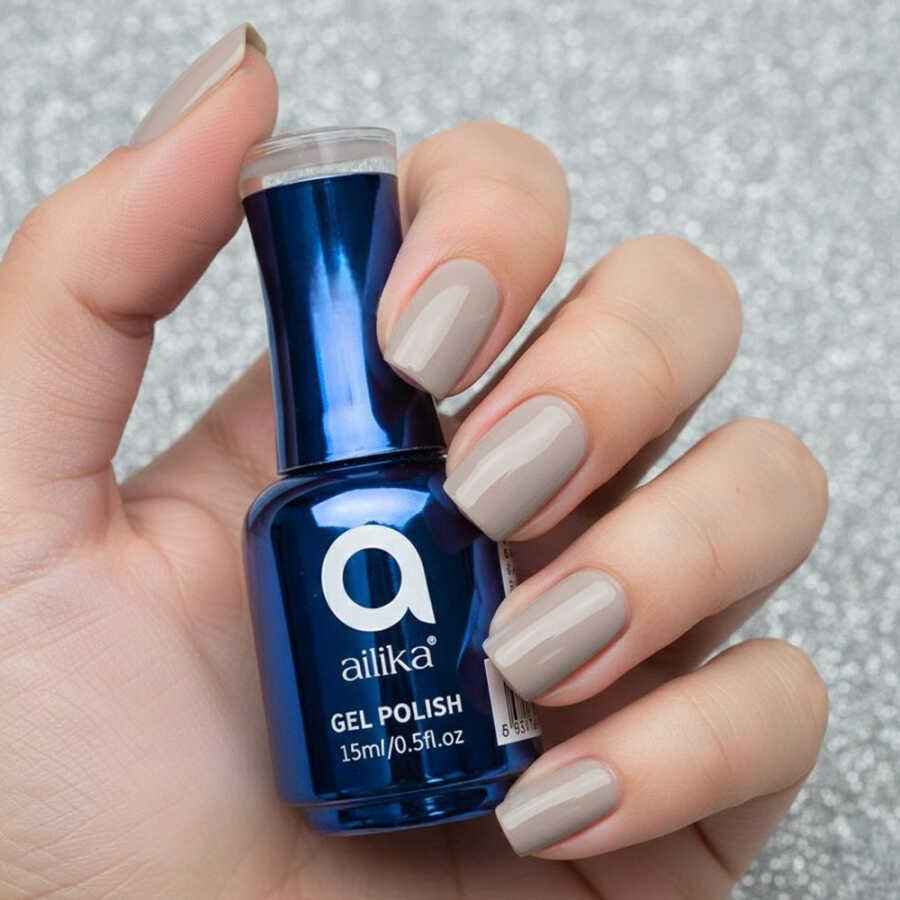 Ailika 070 Gel Nail Polish Deep Sapphire Shine 15 ml