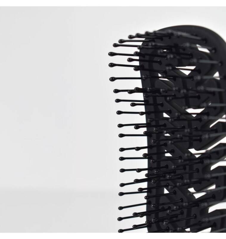 Beter Elite Detangling Hair Brush No 10 for Gentle Styling