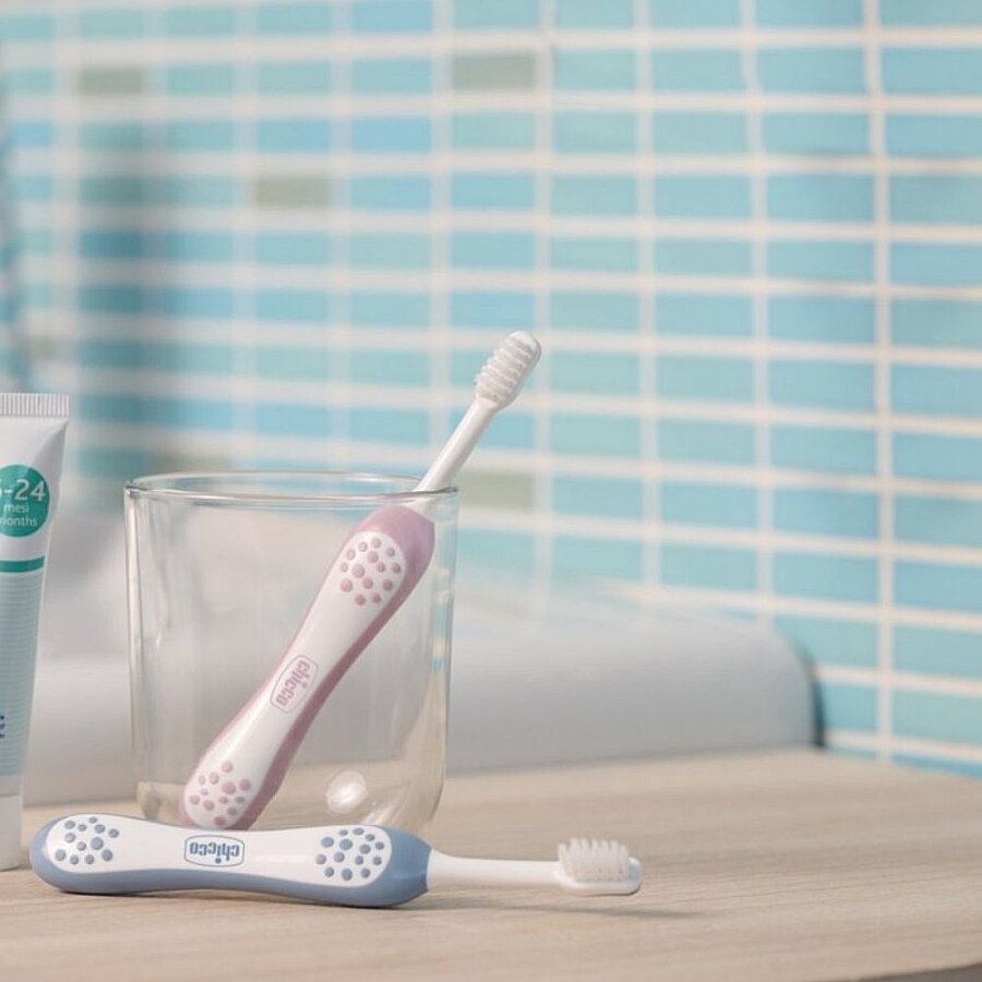 Chicco Baby Toothbrush for Gentle Oral Care 6-36 Months