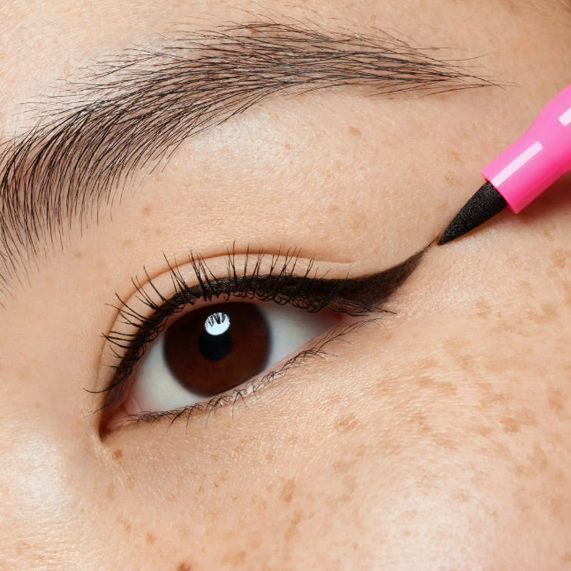Essence Line It Like A Pro Eyeliner with Corrector Tip 1.2ml
