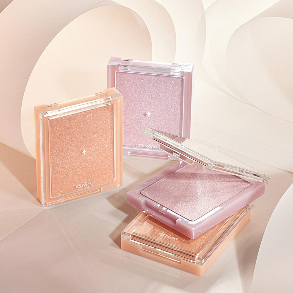 rom&nd See-Through Veillighter Highlighter for Natural Glow - Buildable, Lightweight Makeup rom&nd See-Through Veillighter for Natural Glow rom&nd See-Through Veillighter, Highlighter, Natural Glow, Makeup, Cosmetics, Buildable Formula, Lightweight Texture, Wet and Shiny Finish, Everyday Wear, Makeup Essentials, Beauty Products, Skincare Highlighting, radiant complexion, subtle glow, dramatic highlight