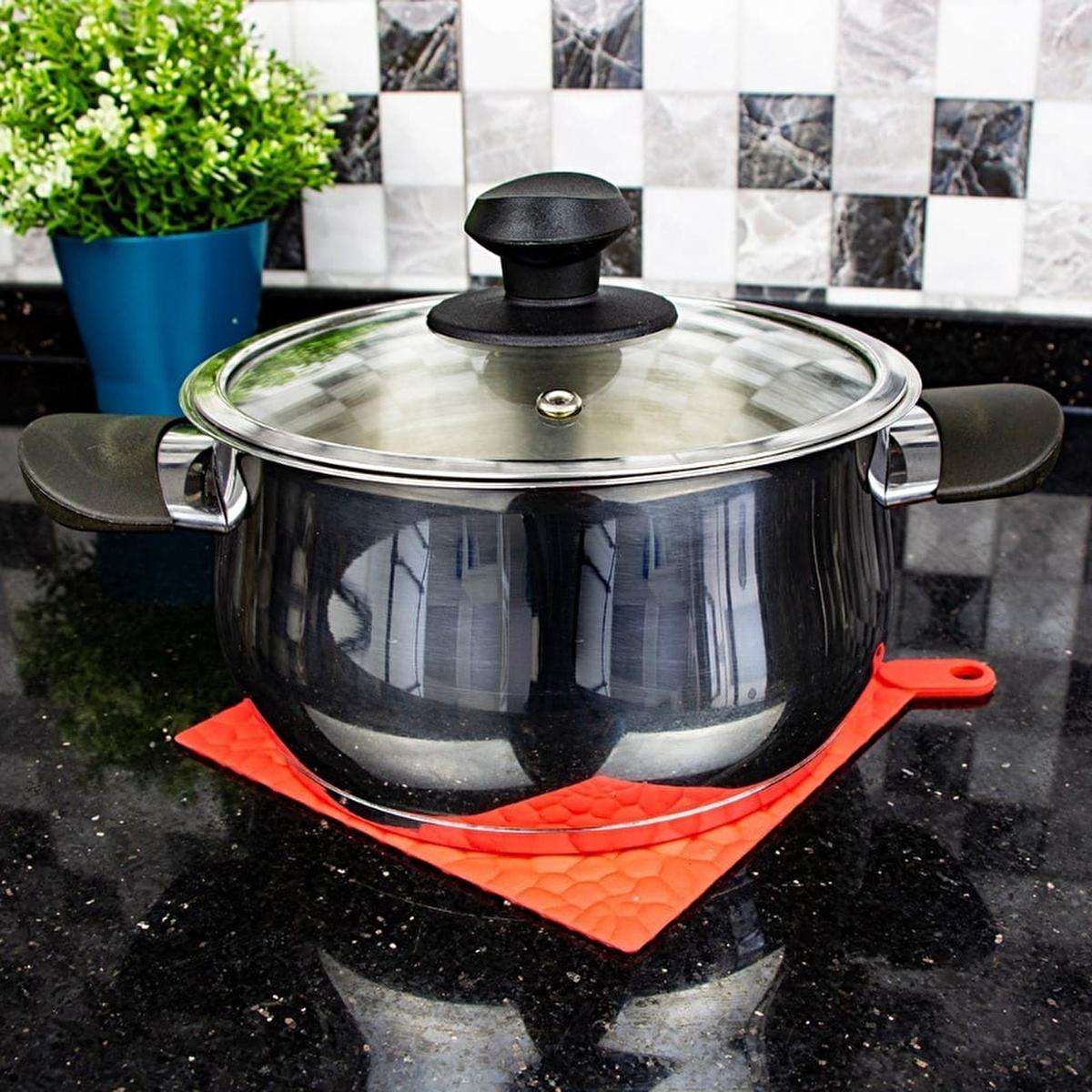 Decobella Silicone Trivet - Heat Resistant, Non-Slip, Compact Kitchen Accessory Decobella Silicone Trivet - Heat Resistant & Non-Slip silicone trivet, heat resistant trivet, non-slip trivet, dishwasher safe trivet, compact trivet, kitchen accessories, home decor, cooking essentials, silicone products, kitchen organization, gift ideas, cooking gifts