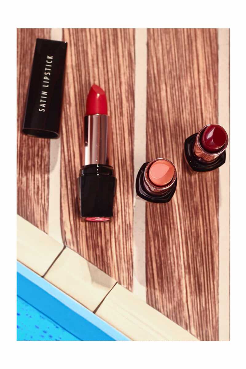 Golden Rose Satin Lipstick 14 Silky Color & Comfort