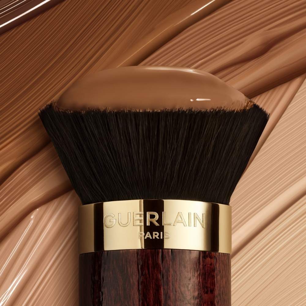 Guerlain Kabuki Face Brush for Flawless Application 1 Count